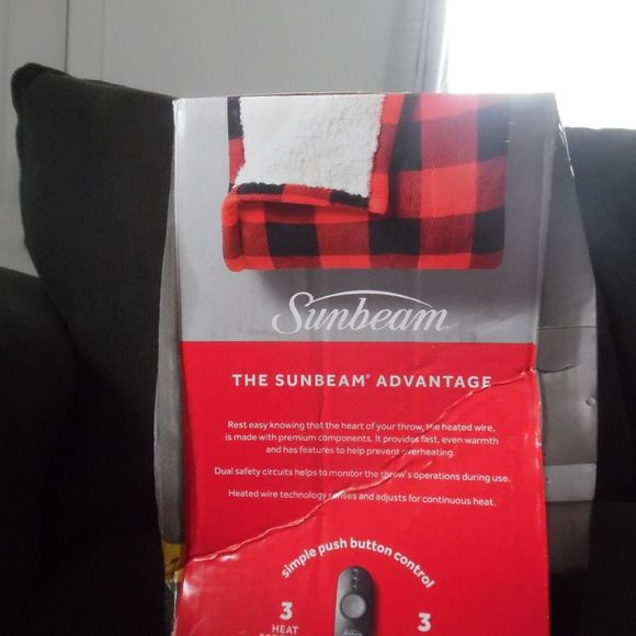 Sunbeam Microplush Heated Throw - Picture 2 of 3